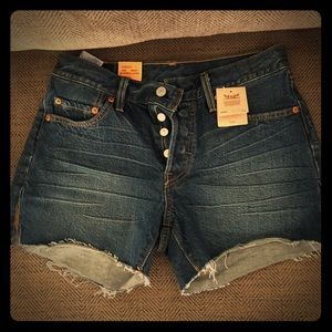 501 high rise Levis shorts